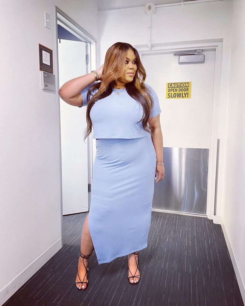 plus size dinner date dress